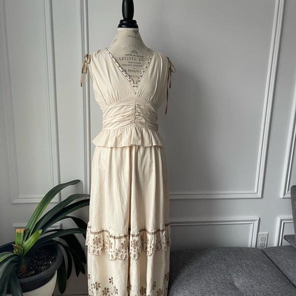 Moon River Vintage Inspired Cream Dress - Picture 2 of 12